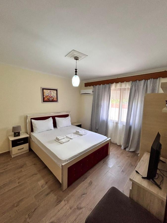 Green Villa Sarandë Exterior foto